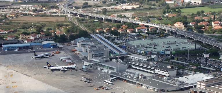 Pisa private jet charters flight service