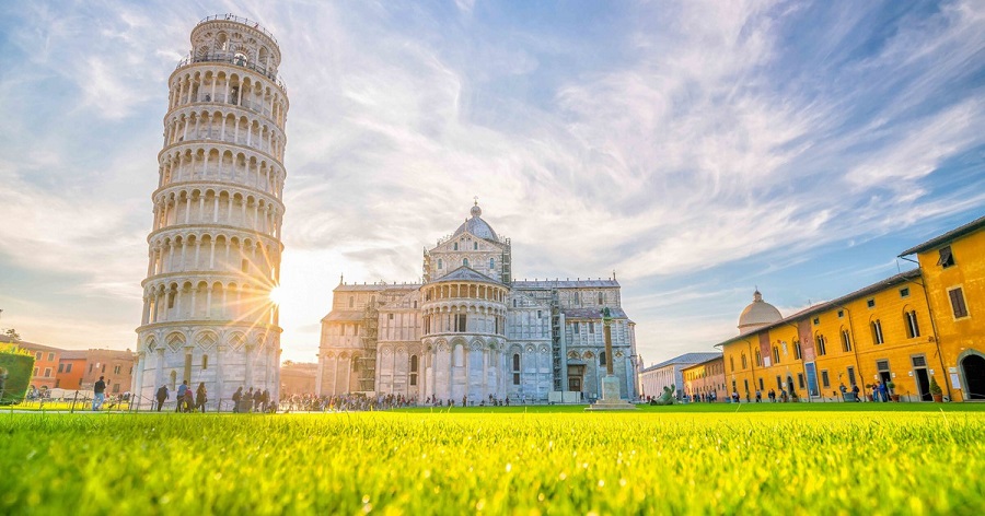 Pisa private jet charter flights in Italy