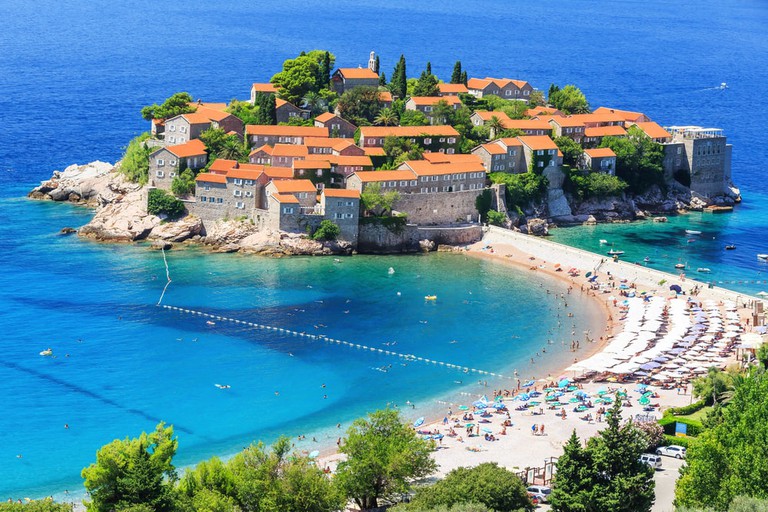 Montenegro private helicopter charter flight services in Sveti Stefan