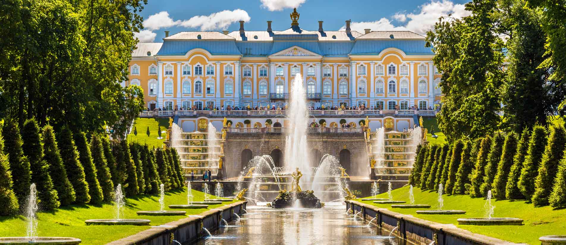 Saint-Petersburg private jet charter flight services in Russia
