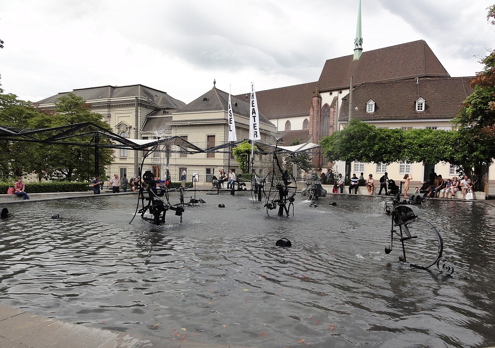 Basel Tinguely's Carnival Fountain