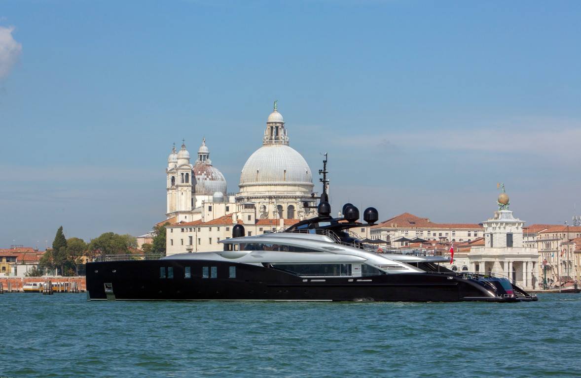 Venice yacht charter